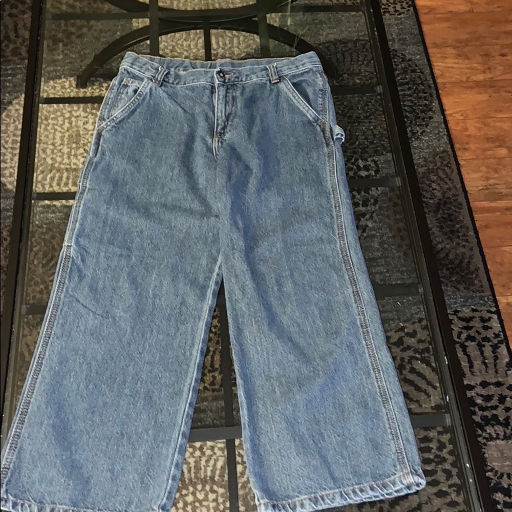 A kids blue jean.
